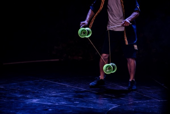 Aquarela, Circo de Papel